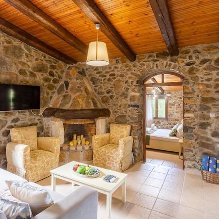 Villa Casa Avocado Tavronitis Екстериор снимка