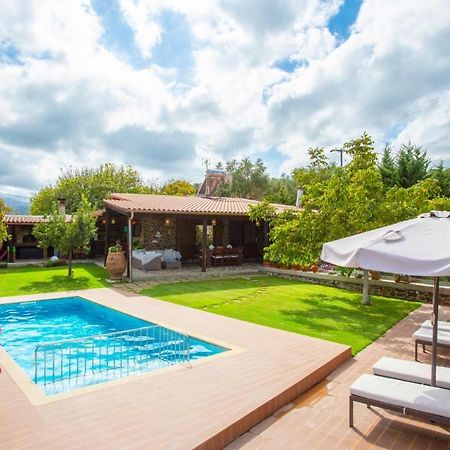 Villa Casa Avocado Tavronitis Екстериор снимка