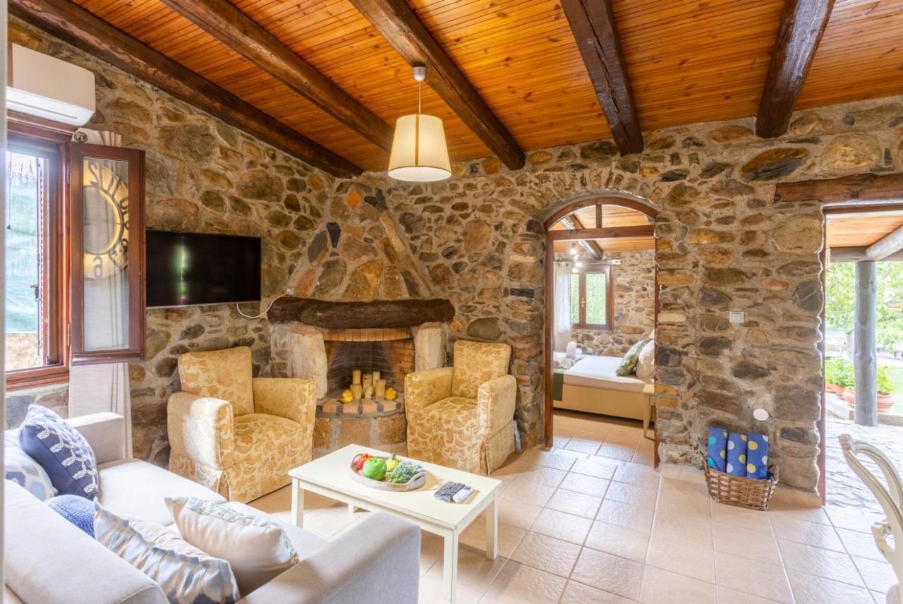 Villa Casa Avocado Tavronitis Екстериор снимка