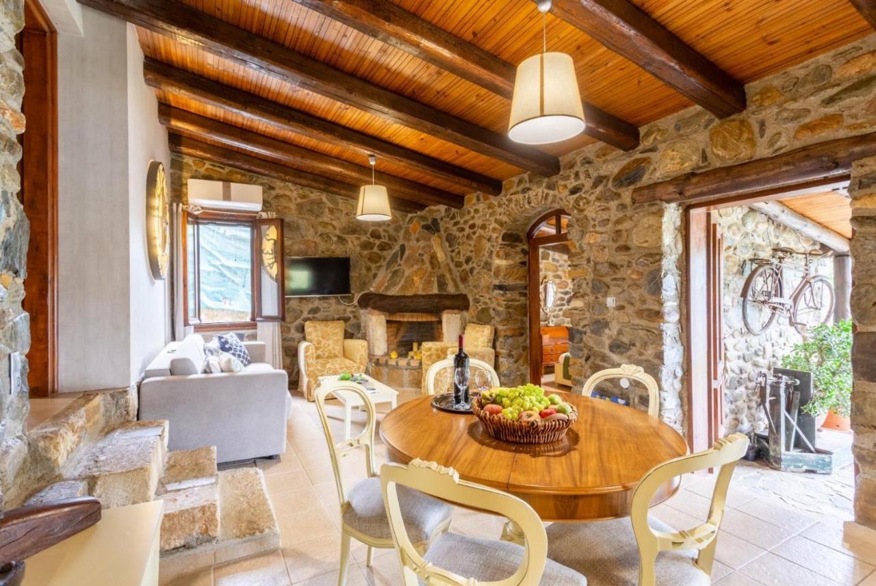 Villa Casa Avocado Tavronitis Екстериор снимка