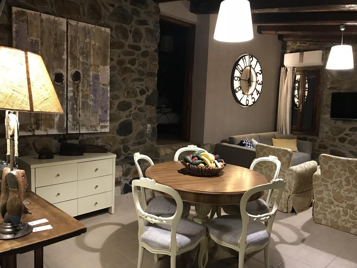Villa Casa Avocado Tavronitis Екстериор снимка